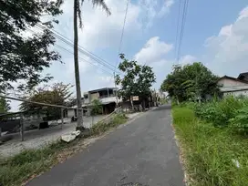 7 MENIT KAMPUS UII, Prospek Rumah Kost Jl Besi Jangkang Kaliurang 12