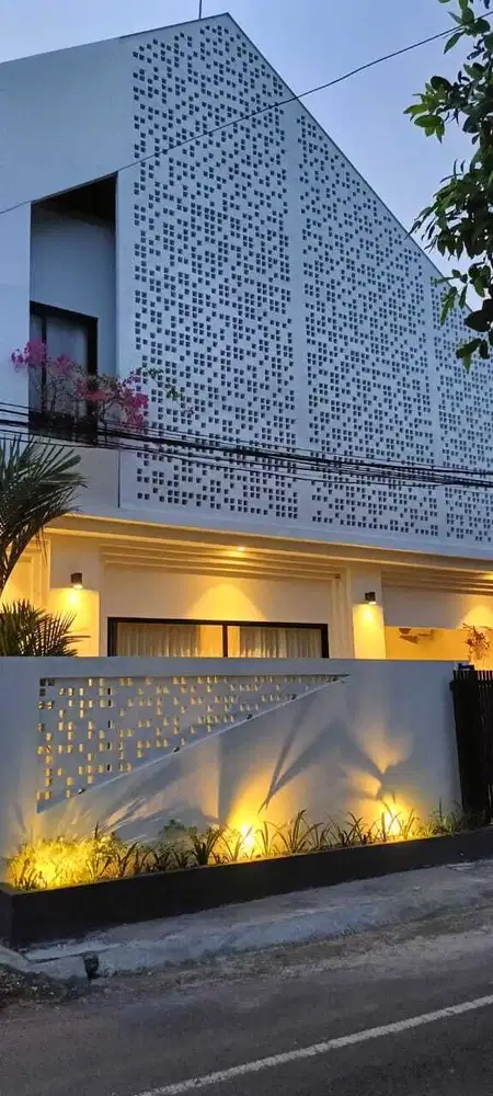 dijual villa lantai 2 kerobokan