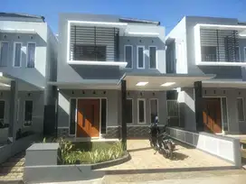 Jual Rumah CANTIK 2 LANTAI Masih BARU di Cimahi Utara