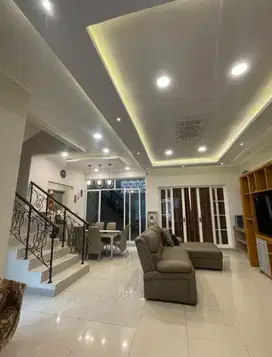 Dijual Rumah Cantik Rapi Siap Huni Trimezia Gading Serpong