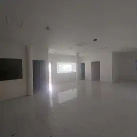 Ruko 2 Lantai Bagus siap pakai strategis pusat kota di Jend. Sudirman