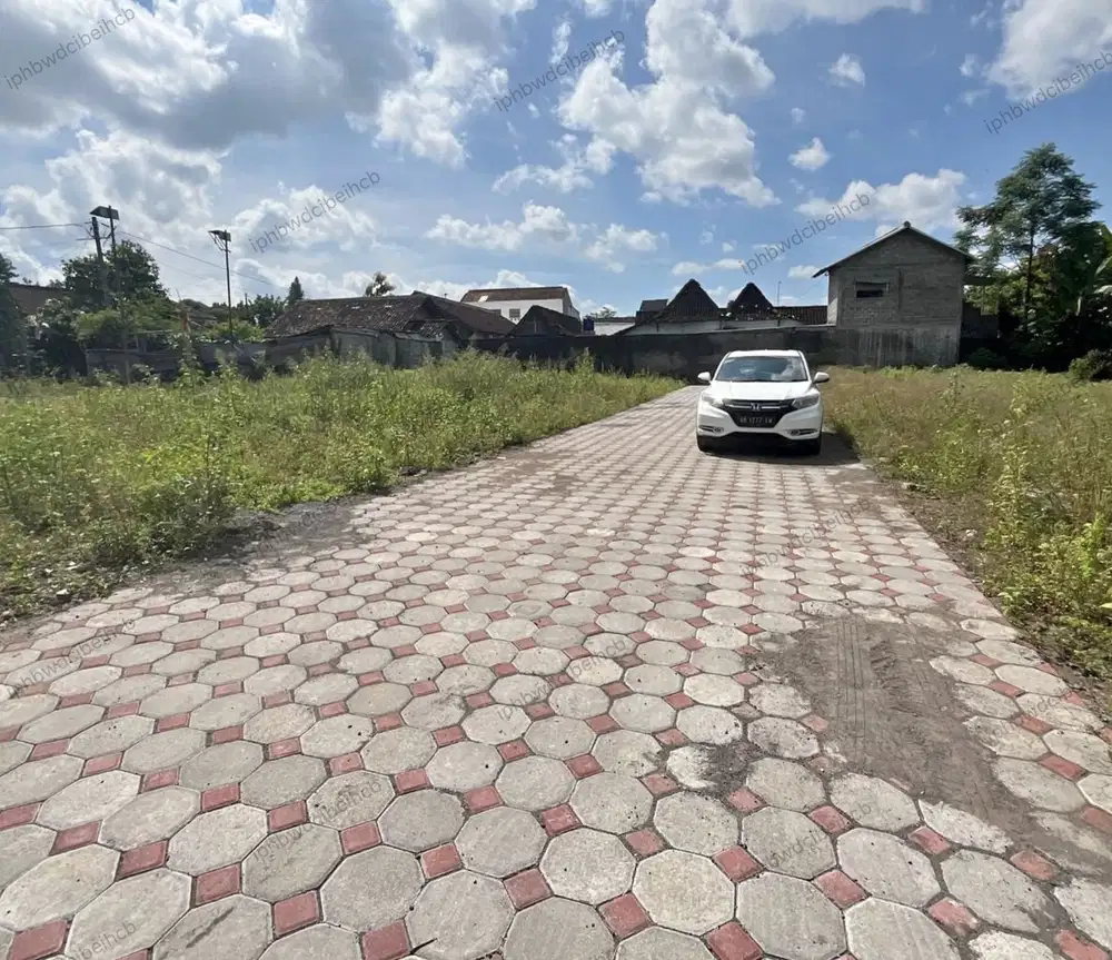 Tanah Luas di Blok O Dekat JEC – Cocok untuk Pengembangan Usaha atau P