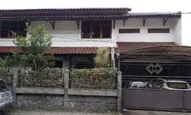 Rumah Murah Lokasi Strategis Dekat Jalan Riau Bandung