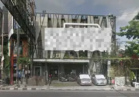 Disewakan gedung strategis dekat kampus ugm Depok sleman