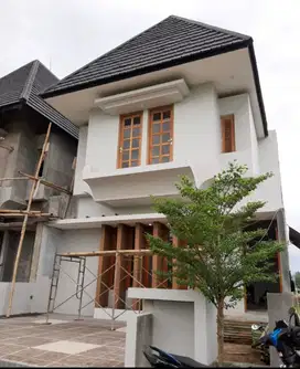 Rumah Hunian Bagus Dekat The Park Solo Baru Sukoharjo