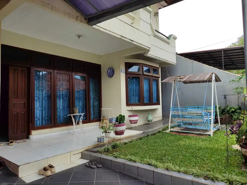 Rumah Hoek 2 Lantai di Pangkalanjati Cinere, Depok