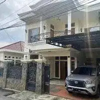 DI JUAL CEPAT RUMAH MEWAH 2 LANTAI DI DAERAH CIRACAS