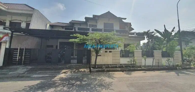 JUAL RUMAH MEWAH 2 LANTAI, DHARMAHUSADA INDAH TENGAH, SURABAYA