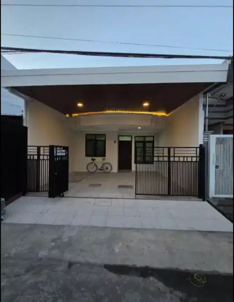 Sudah renov ‼️Suap huni Dijual rmh babatan pantai