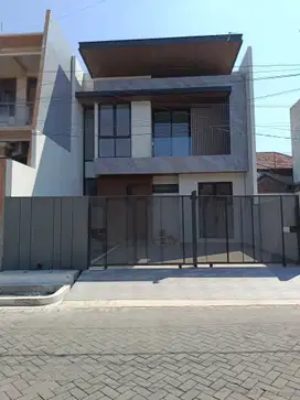 Rumah Baru Minimalis Manyar Kertoarjo