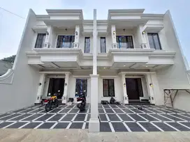 Rumah Mewah 2 lantai lokasi belakang kostrad cilodong Depok