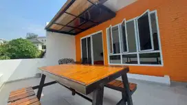 DIJUAL RUMAH BARU 2 LANTAI FURNISH TAMPAK SIRING SENTUL CITY SSR611