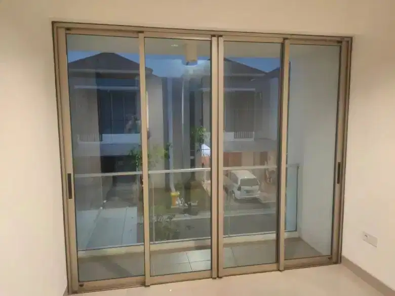 Dijual rumah pik2 lokasi bagus siap huni