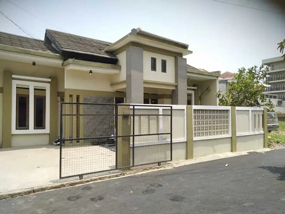 DIJUAL RUMAH MURAH MINIMALIS CISARANTEN ARCAMANIK  BANDUNG