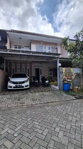 Dijual rumah siap huni di Ciawitali dekat cihanjuang cimahi bisa kpr