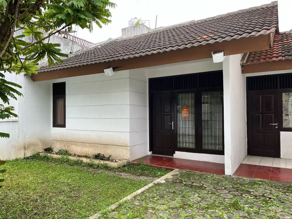Dijual Rumah Antik Terawat Dekat Griya Antapani Bandung