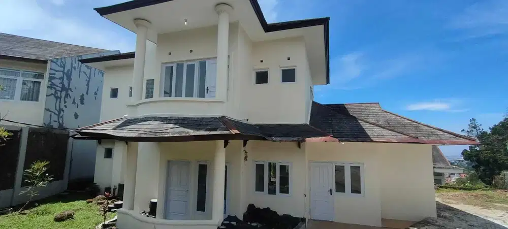 (SALE) RUMAH CIPAKU, CIDADAP, BANDUNG, AREA WISATA, COCOK UNTUK VILLA
