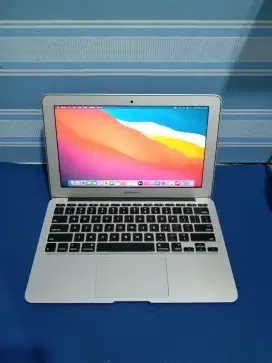 MacBook Air (11-inch, Early 2014) Ram:4/128