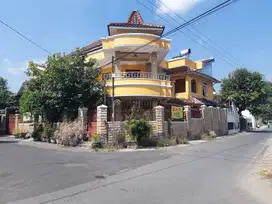 Rumah Premium Surakarta, Siap Transaksi Notaris