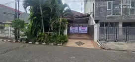Darmo Permai Timur, siap huni. investor only