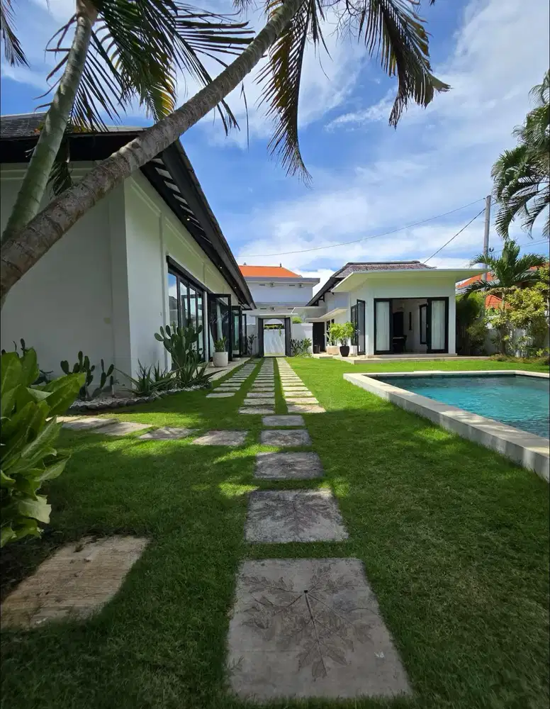 tropical style villa for sale in Canggu