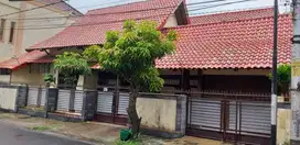 Rumah Laweyan Dijual; Dekat Solo Grand Mall