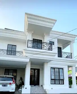 Rumah Mewah Full Furnish Siap Huni Hook di Pusat Kota Karawang