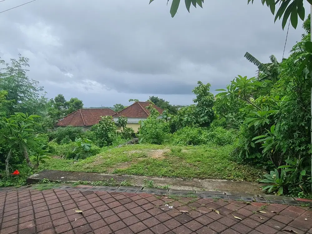 DIKONTRAKAN TANAH VIEW LAUT