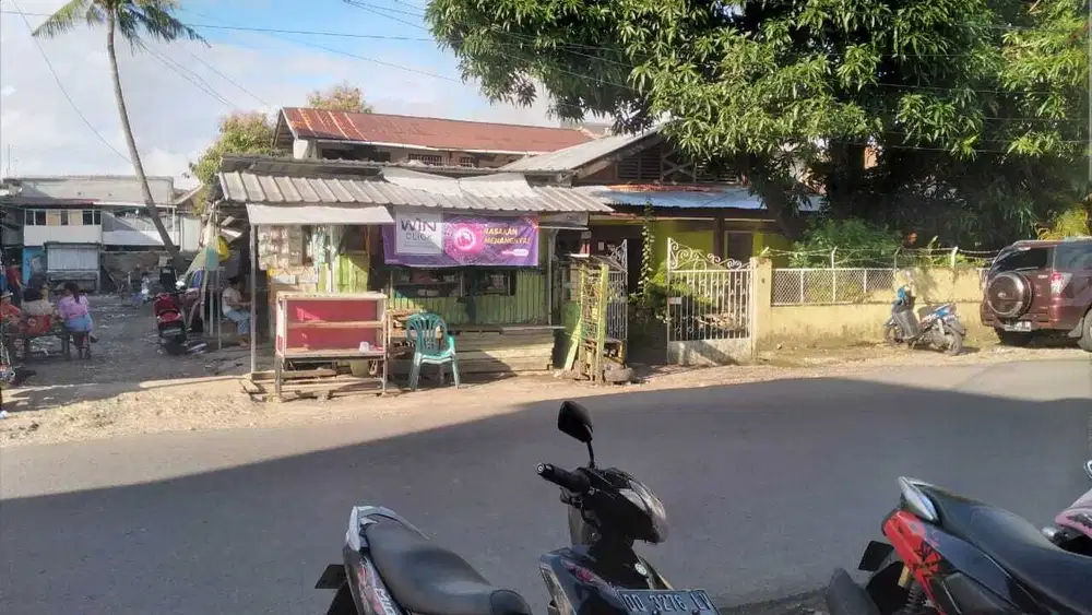 Rumah Jl Abu bakar Lambogo Lebar Depan 20 Meter Lebar Belakang 23 Mete