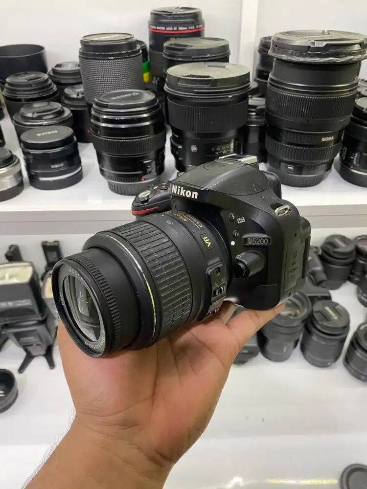 Kamera nikon D5200 lensa 18-55 no vignete mulus banget like new