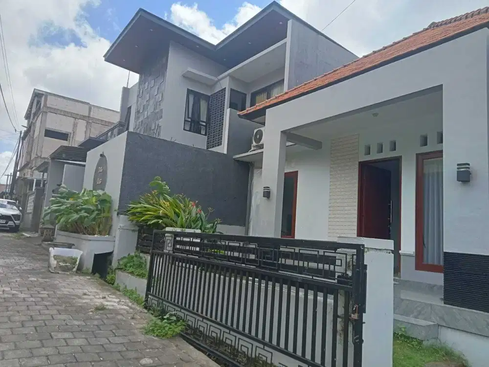 Dijual rumah luas tanah 120 m² dua Kamar tidur Ditaman griya Jimbaran