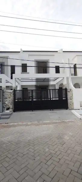 Dijual Rumah siap Huni Pondok Chandra Sidoarjo