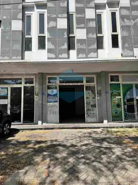 Ruko Frontage Ahmad Yani dpan Polda