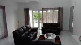 Di jual rumah puri garden