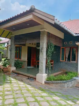 BELI RUMAH SERASA VILLA ASRI & TENANG