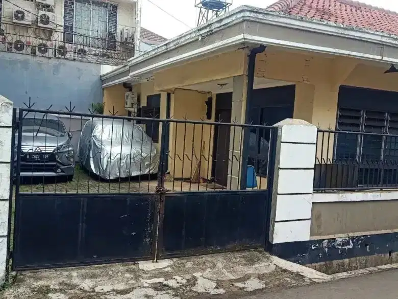 Di Jual Rumah Lama Hitung Tanah di Kebon Mangga Kebayoran Lama JakselD