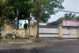 Embong Kemiri pusat kota surabaya