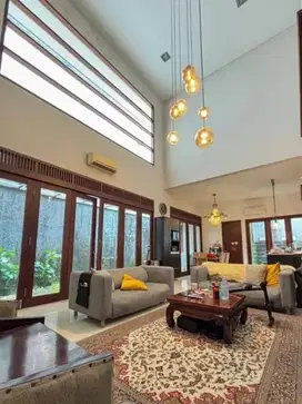 Dijual Rumah di Gandaria Kebayoran Baru Nyaman dan Tenang