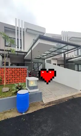 Di jual Rumah minimalis bangunan baru 2 tingkat di antapani