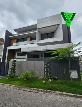 Rumah minimalis Pakuwon Indah Surabaya Barat