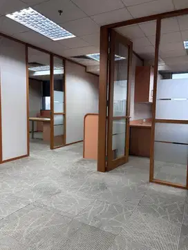 DISEWAKAN OFFICE DI SOVEREIGN PLAZA