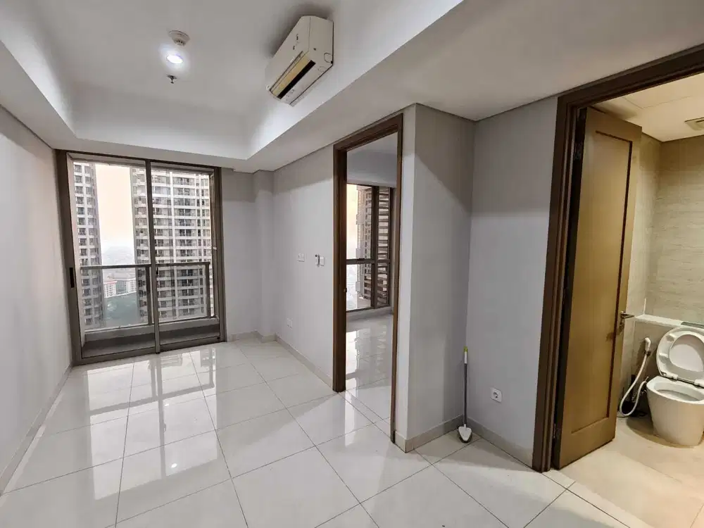 Sewa Apartemen Taman Anggrek Residence - Suite 1 BR, Semi Furnish, OKE