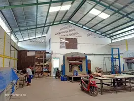 Pabrik Kulit siap Usaha lengkap dg mesin dan sisa stok barang