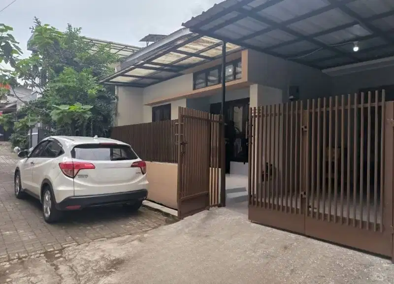 TERMURAH Rumah dekat Polban Ciwaruga Sariwangi Bandung dijual