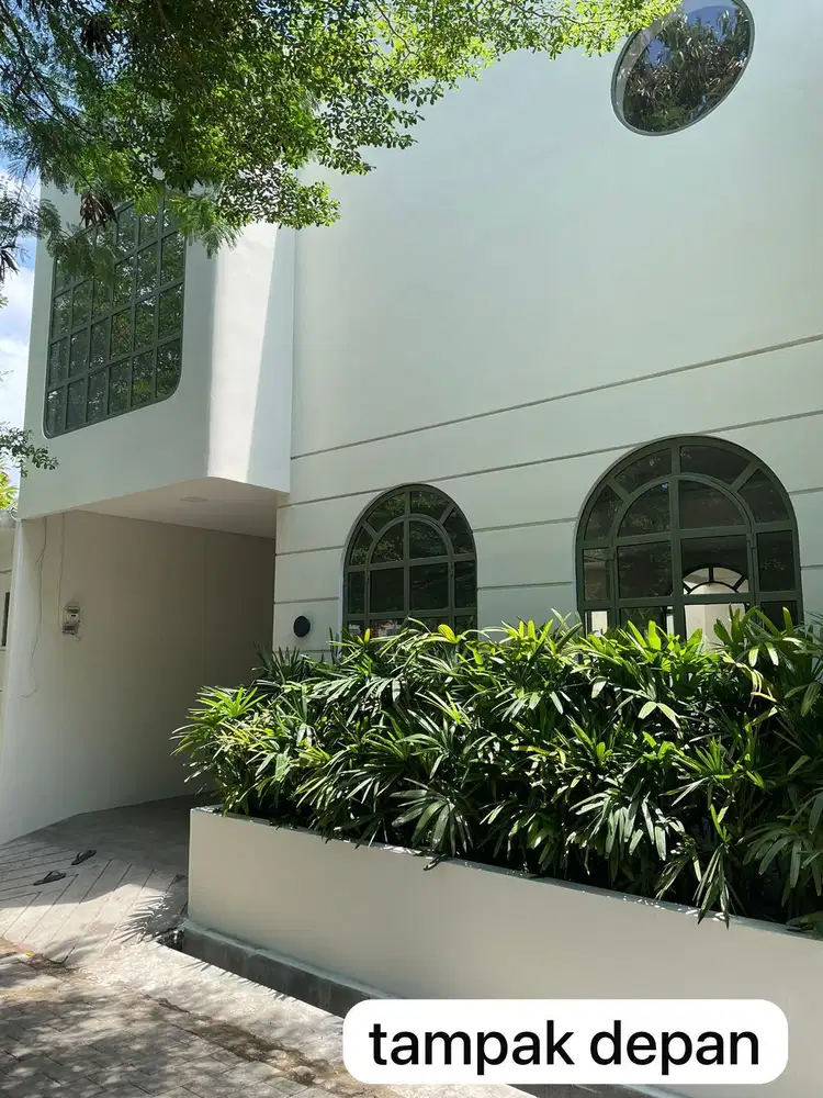 dijual villa styel mediteranian lokasi brawa