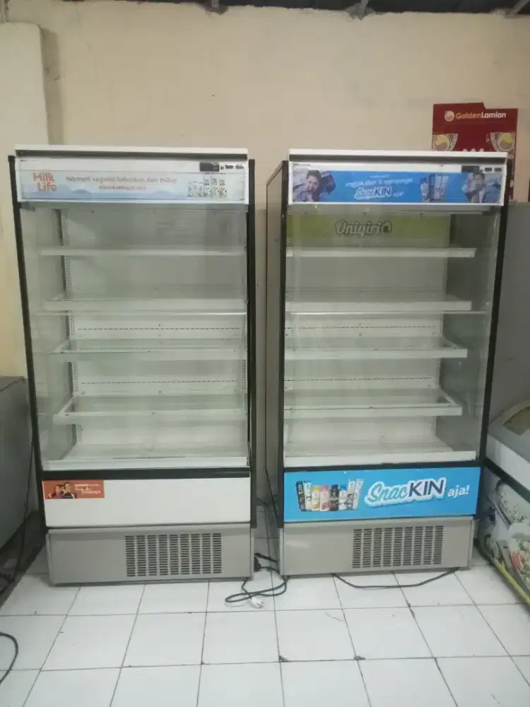 Multideck open chiller