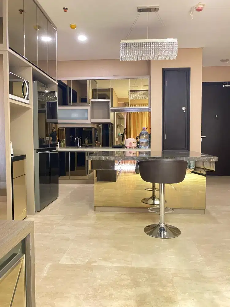 Disewakan Apartment Sudirman Suites 3+1 BR Kondisi Full Furnished