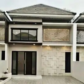 Rumah di Pakal