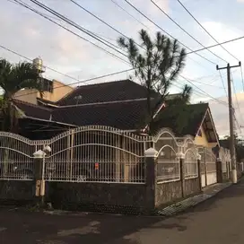 Dijual Harga TERMURAH Rumah Di Dalam Komplek Antapani Bandung