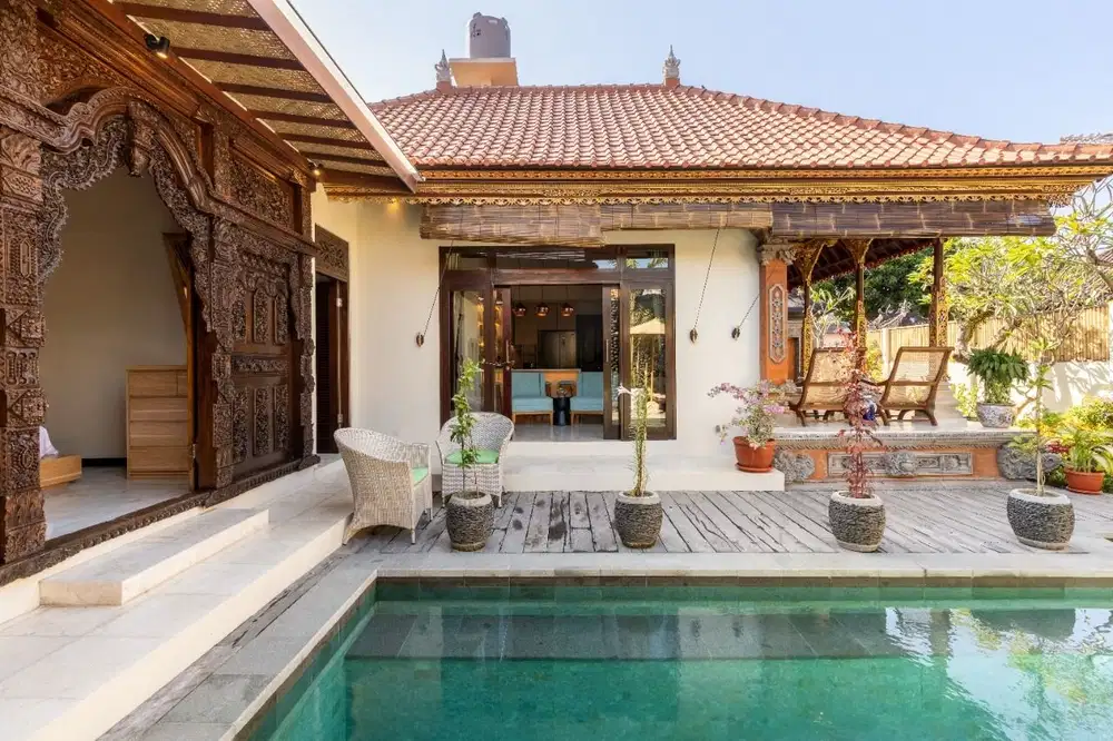 dijual villa lantai 2 jalan kaki ke pantai sanur